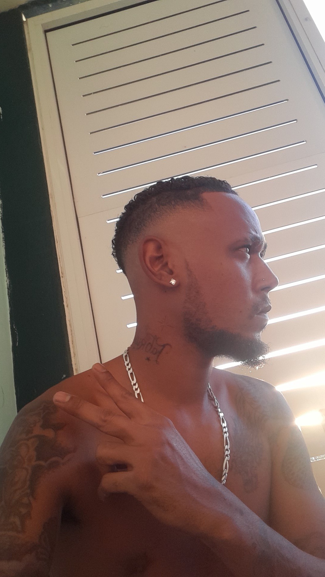 Profil de Abdel-rahman, 32 ans, Lieu gay à Luins
