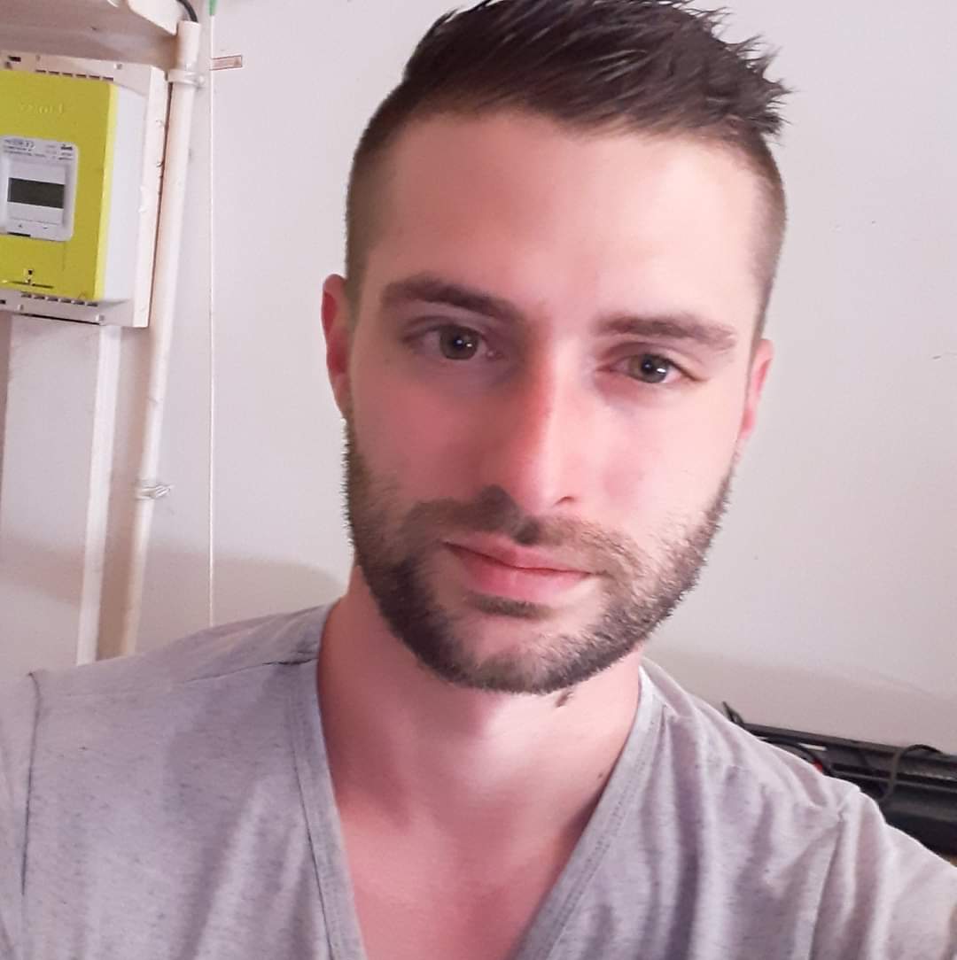 Profil de Santino, 32 ans, Lieu gay à Lauwil