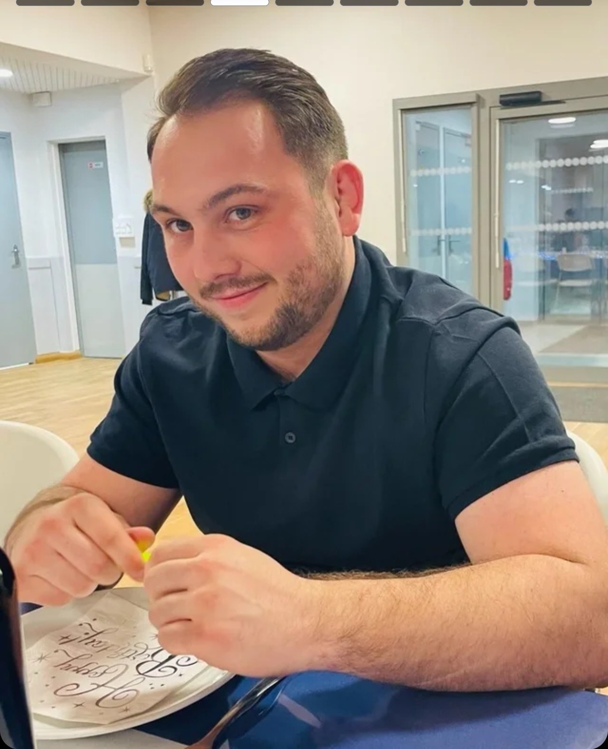 Profil de Charles-victor, 30 ans, Lieu gay à Frutigen