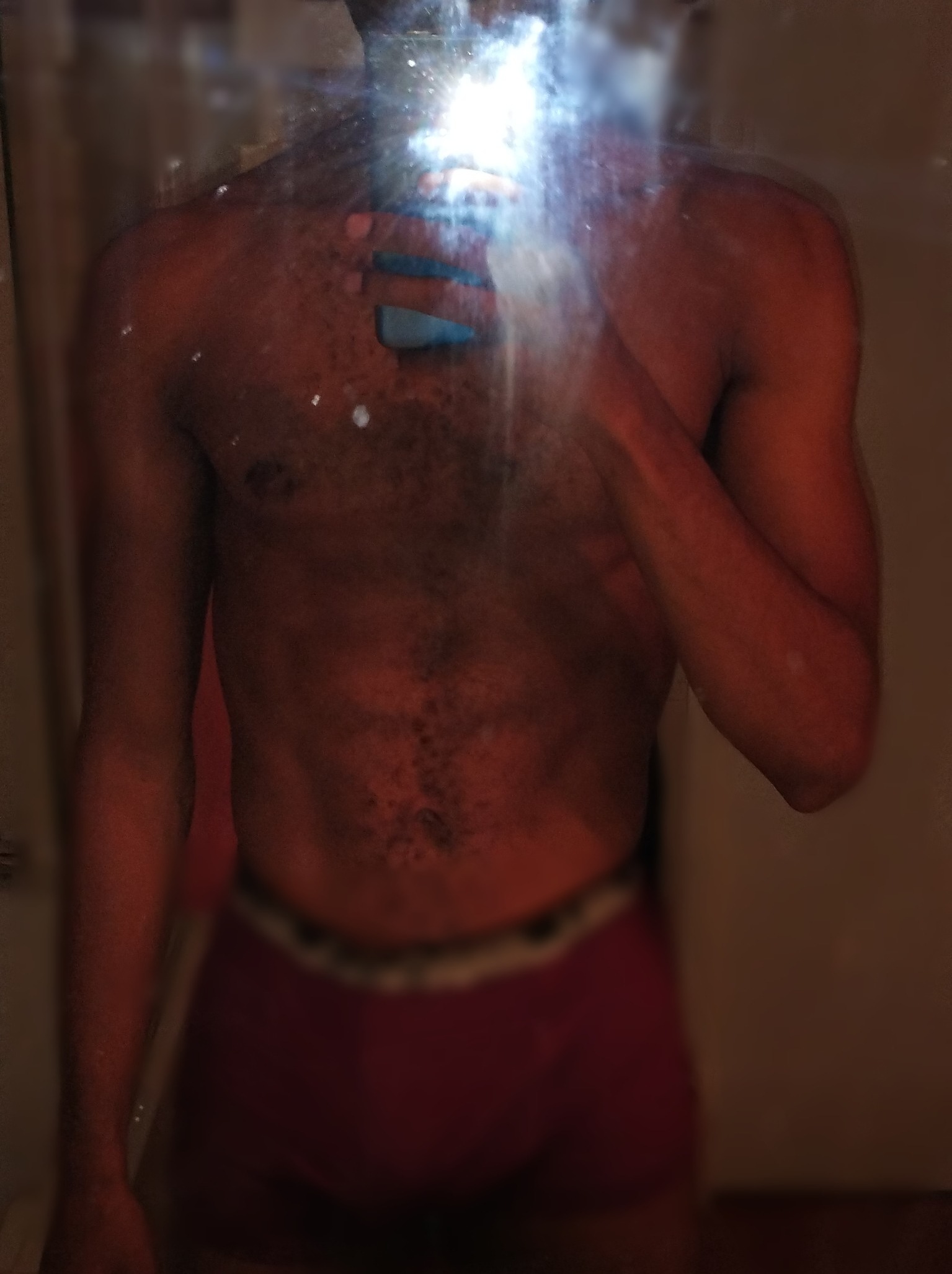 Profil de Ilyesse, 24 ans, Lieu gay à Choëx
