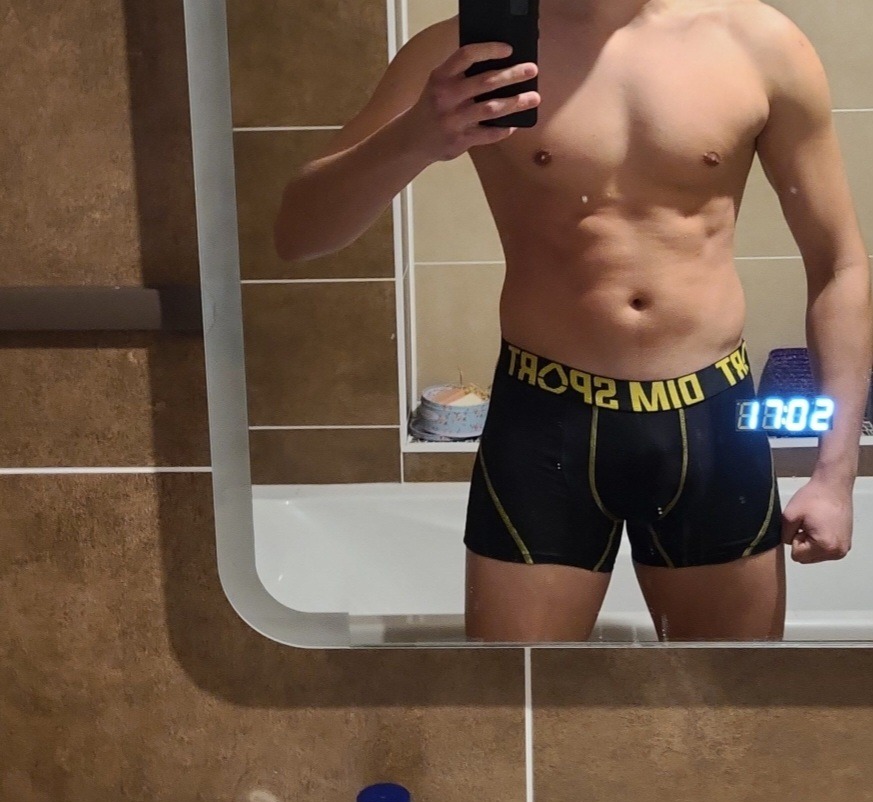 Profil de Lemy, 21 ans, Lieu gay à Buchillon