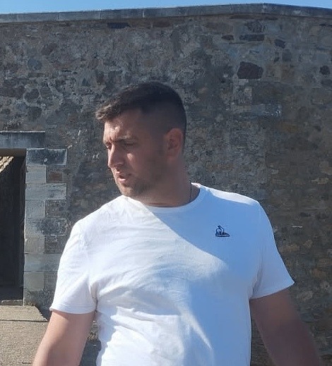 Profil de Yorrick, 33 ans, Lieu gay à Sergey