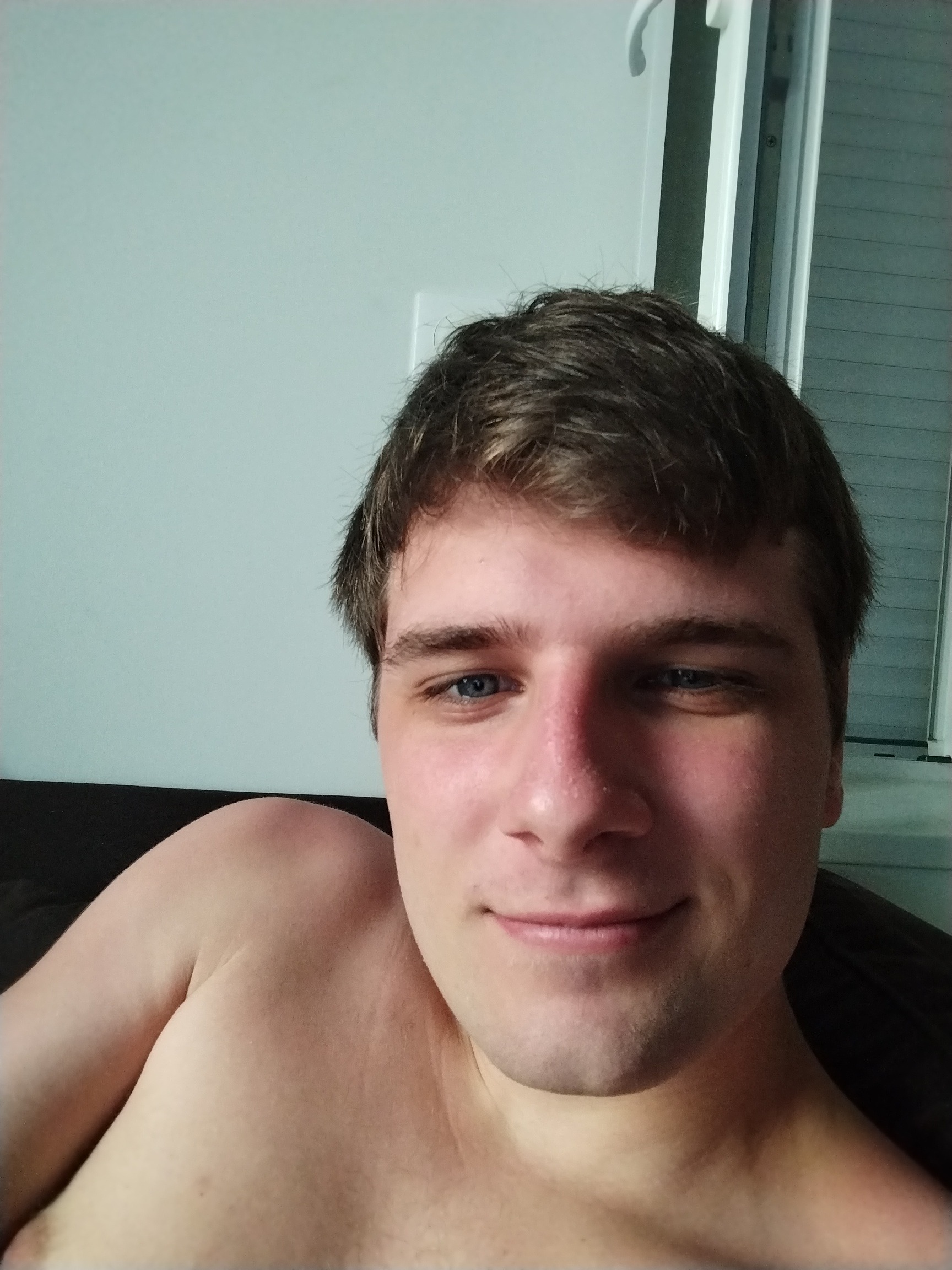 Profil de Itshak, 25 ans, Lieu gay à Kerzers