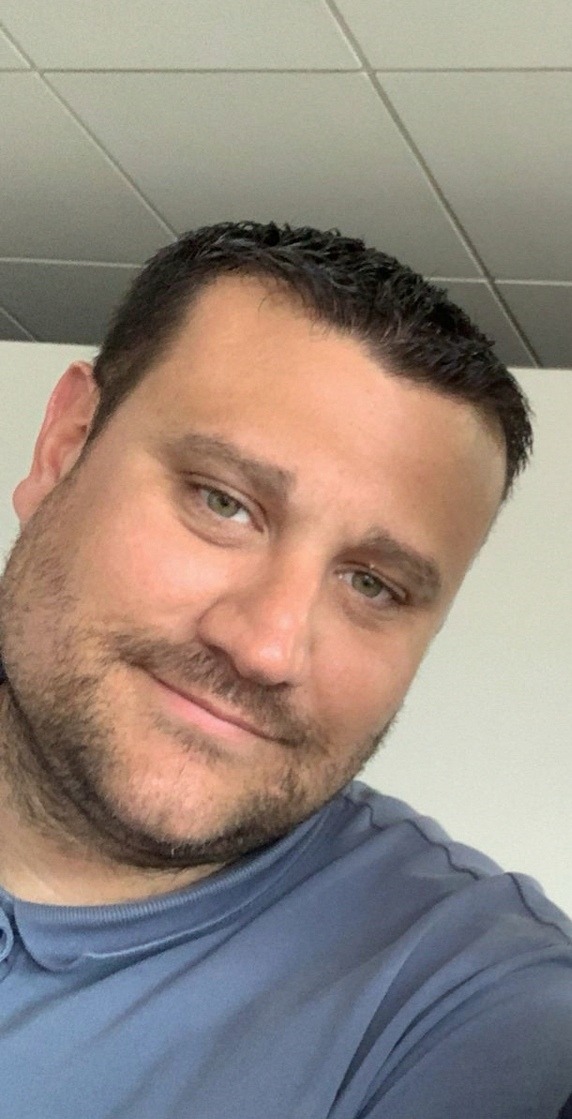 Profil de Nuh, 38 ans, Lieu gay à Camischolas