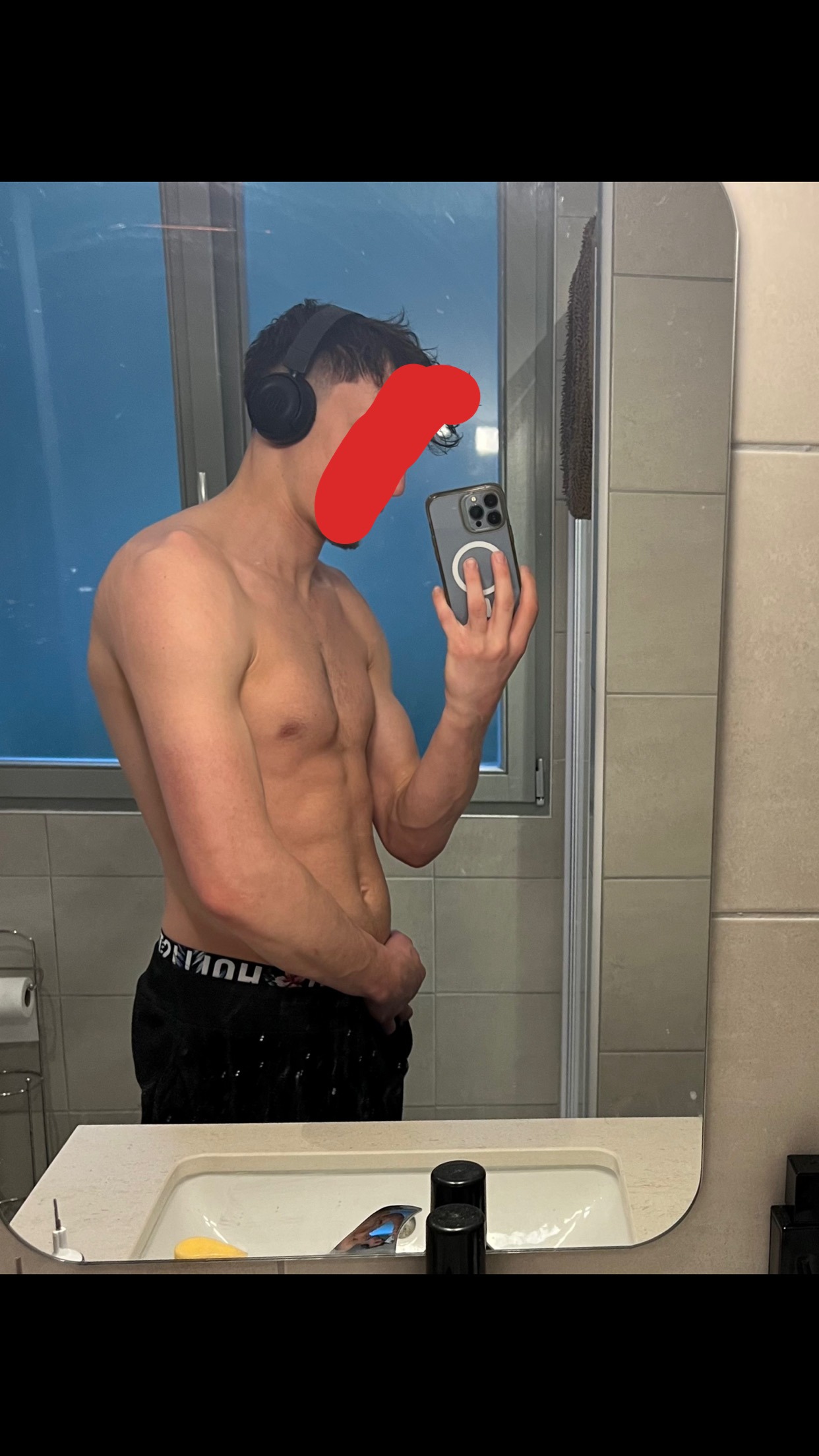 Profil de Alfie, 24 ans, Lieu gay à Perroy