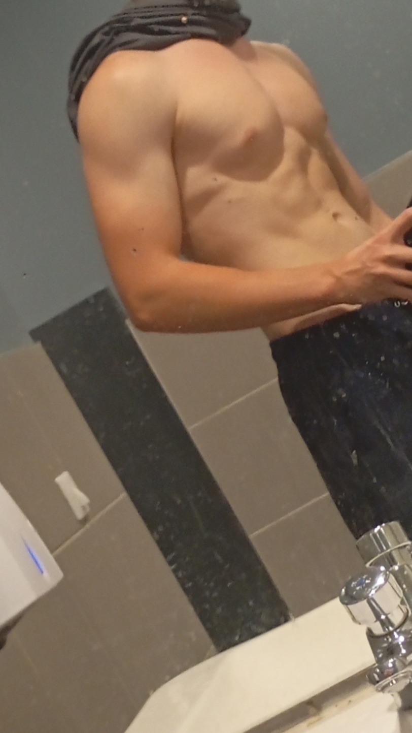 Profil de Leopaul, 19 ans, Lieu gay à Travers