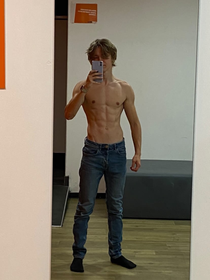 Profil de Cléo, 21 ans, Lieu gay à Rothwald