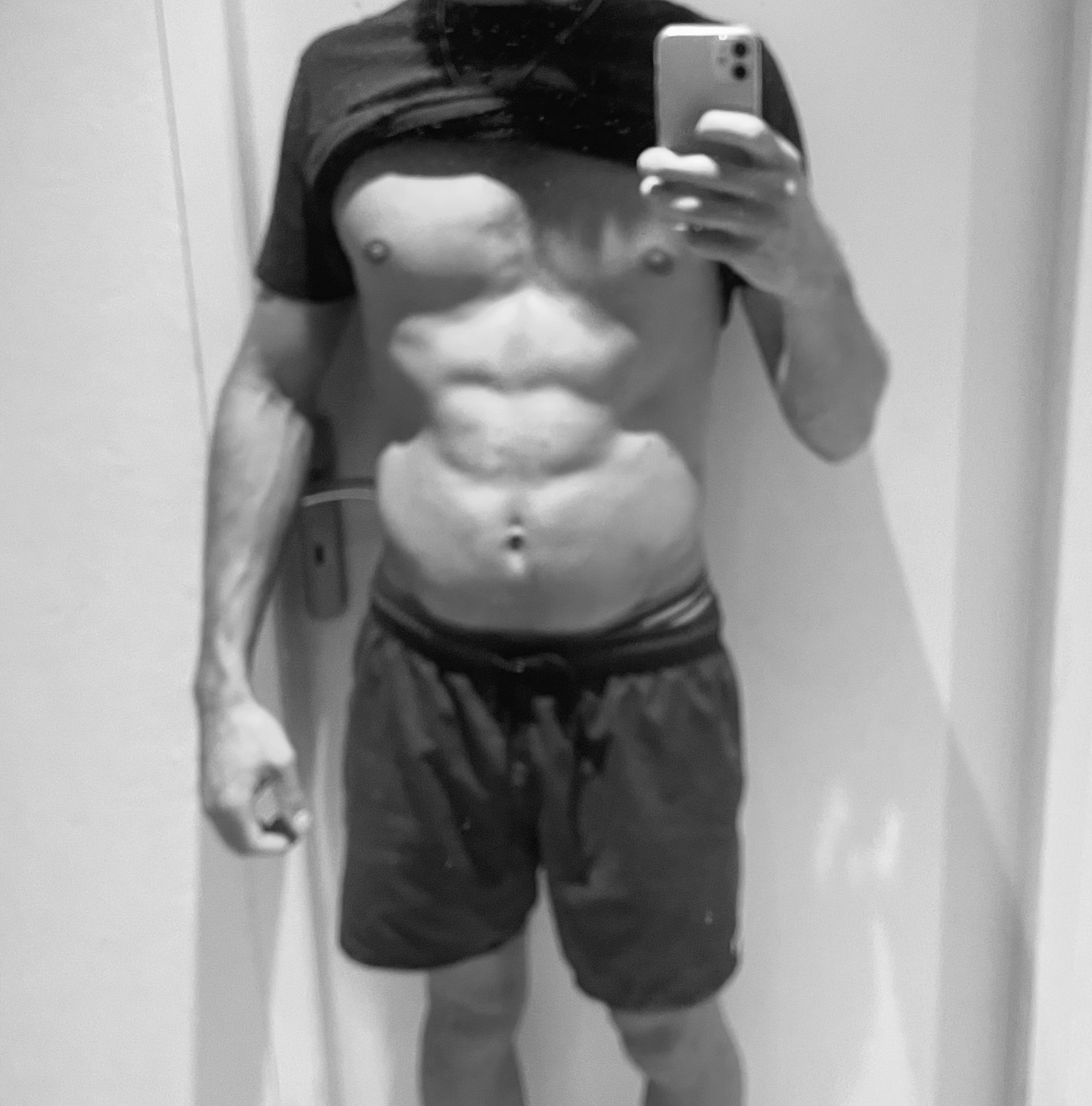 Profil de Costantino, 25 ans, Lieu gay à Ebnet