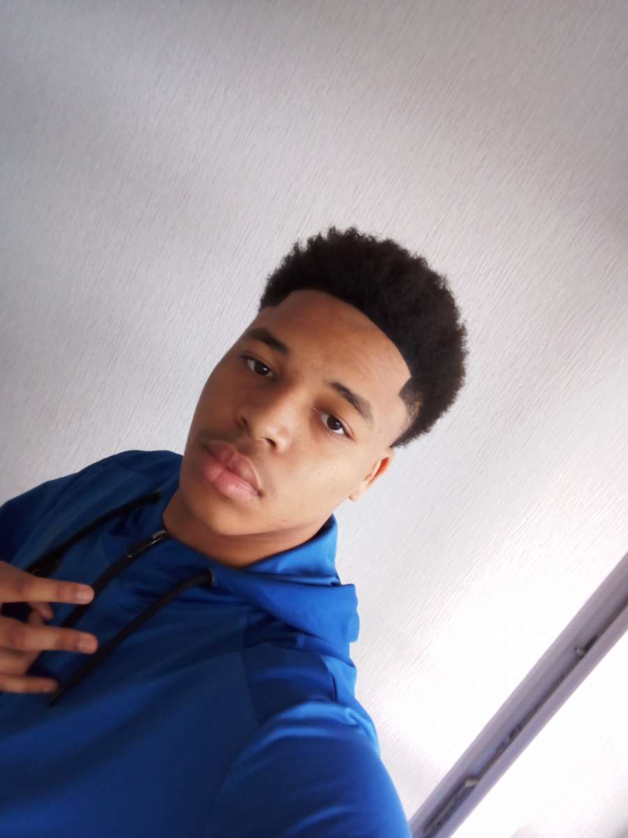 Profil de Loïk, 19 ans, Lieu gay à Münchenwiler