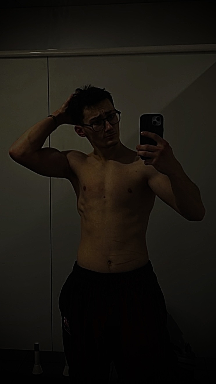 Profil de Semih, 26 ans, Lieu gay à Perroy