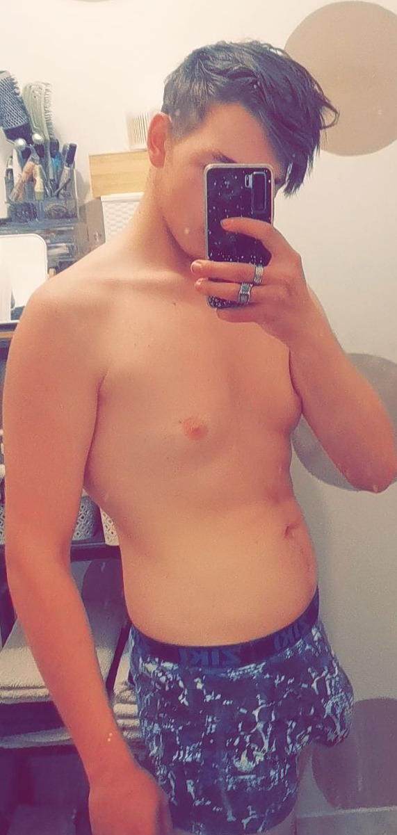 Profil de Zaki, 22 ans, Lieu gay à Aubonne