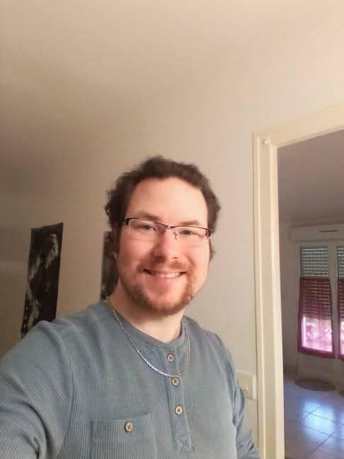 Profil de Eyyub, 32 ans, Lieu gay à Levron