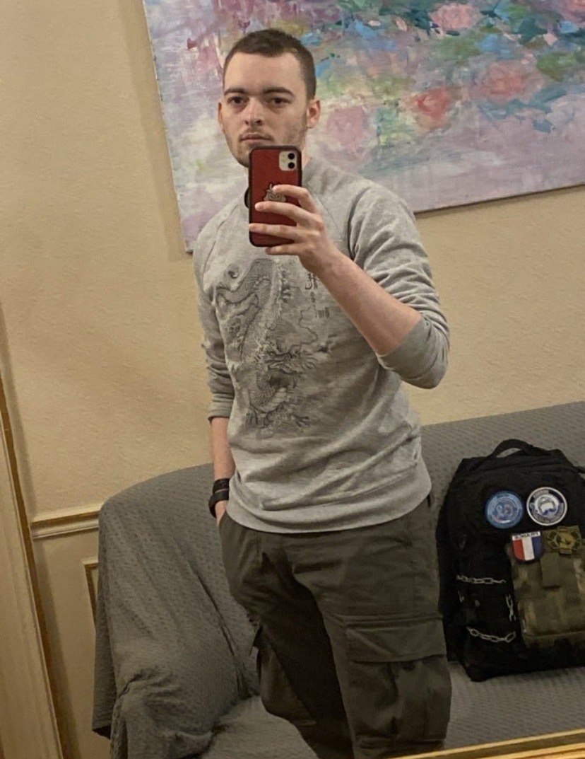 Profil de Hadje, 20 ans, Lieu gay à Schuders