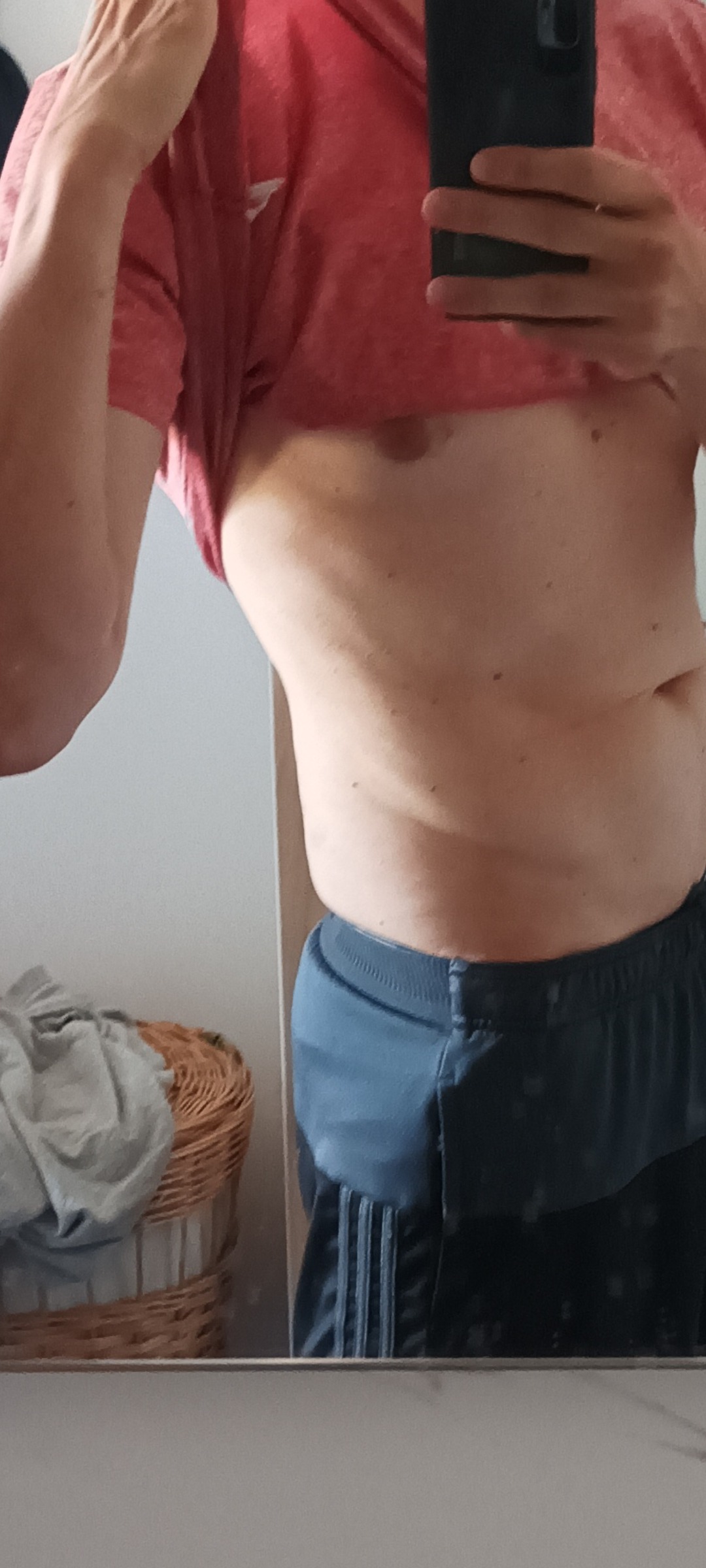 Profil de Joys, 42 ans, Lieu gay à Rovray