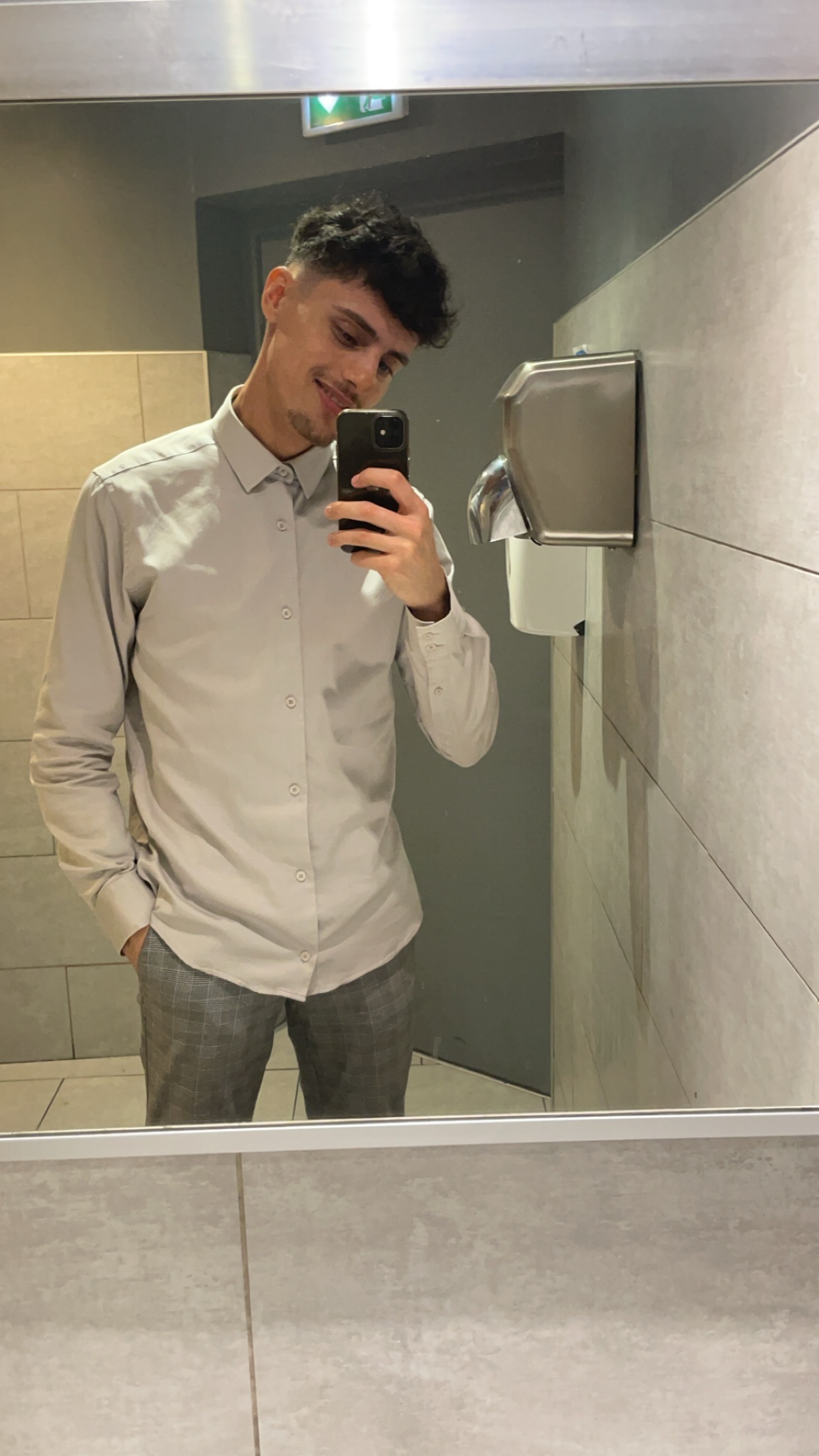 Profil de Djael, 26 ans, Lieu gay à Uttigen