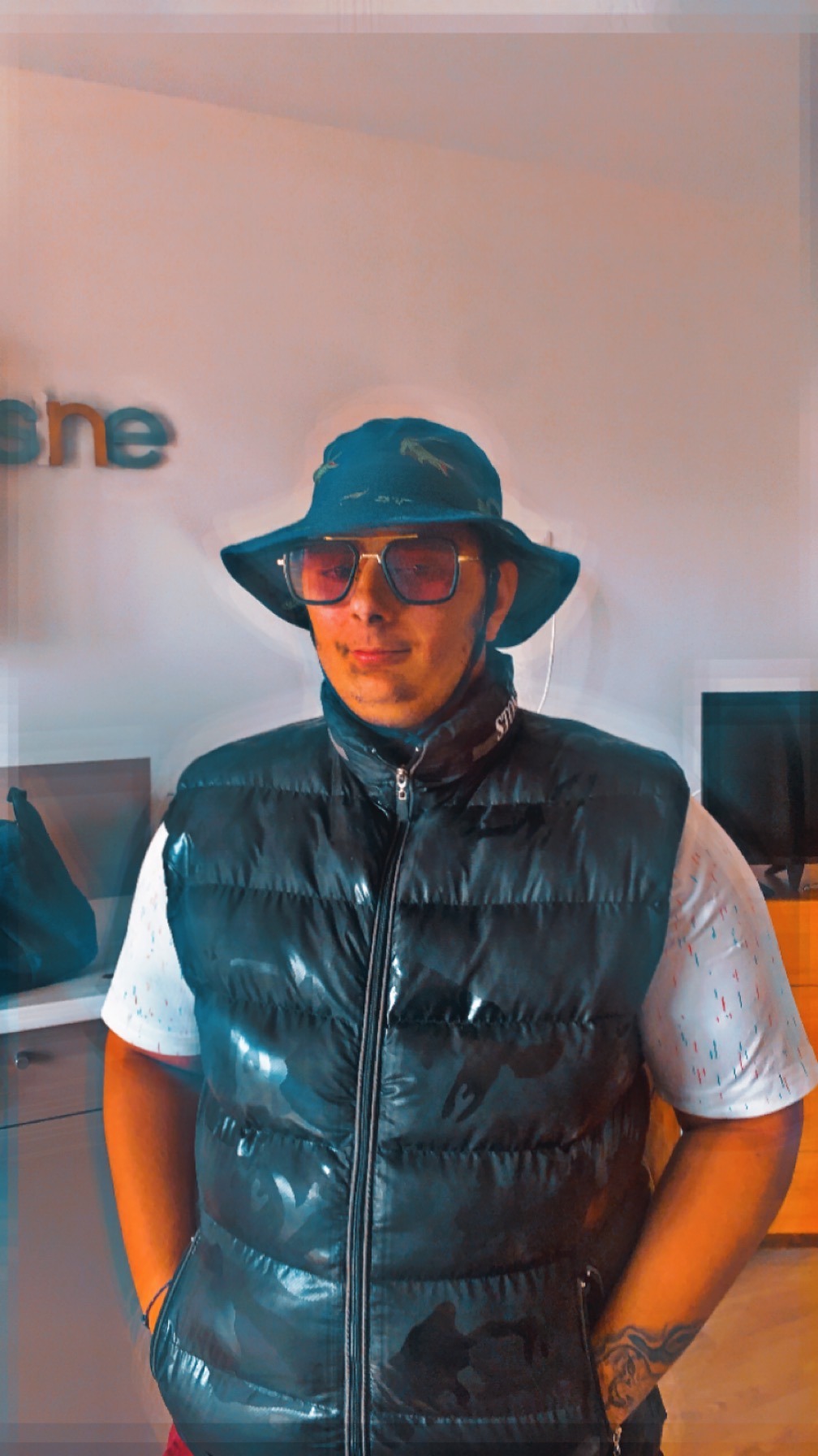 Profil de Nihad, 21 ans, Lieu gay à Cudrefin