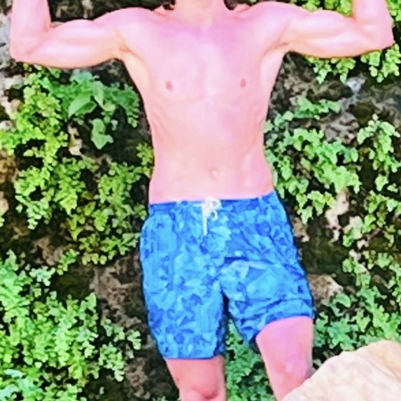Profil de Aniceto, 20 ans, Lieu gay à Chamblon