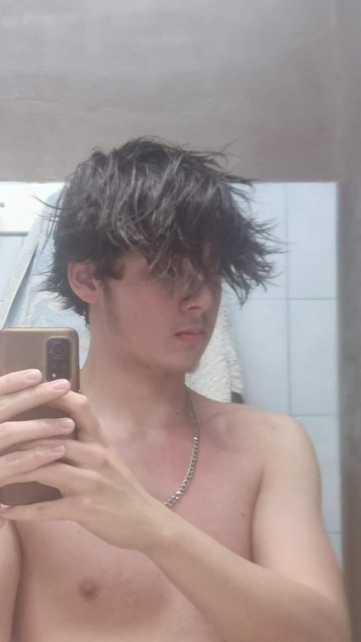 Profil de Touati, 20 ans, Lieu gay à Boll