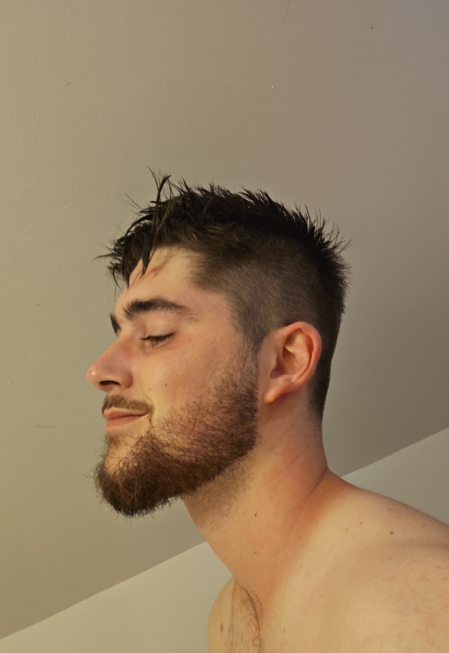 Profil de Ouanes, 23 ans, Lieu gay à Correvon