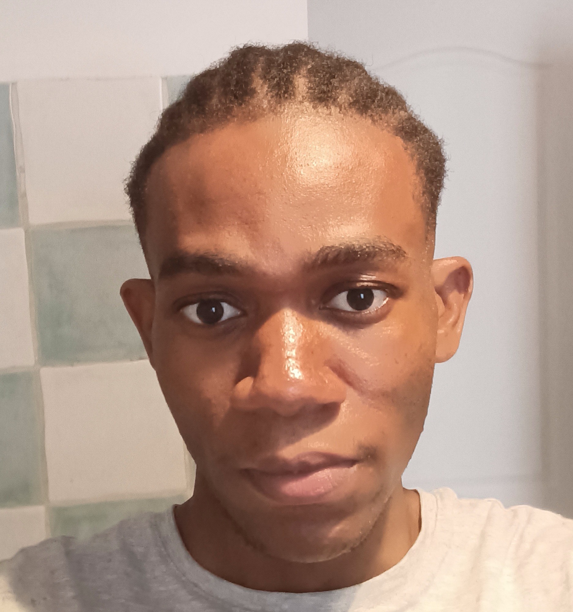 Profil de Bassirou, 24 ans, Lieu gay à Büron