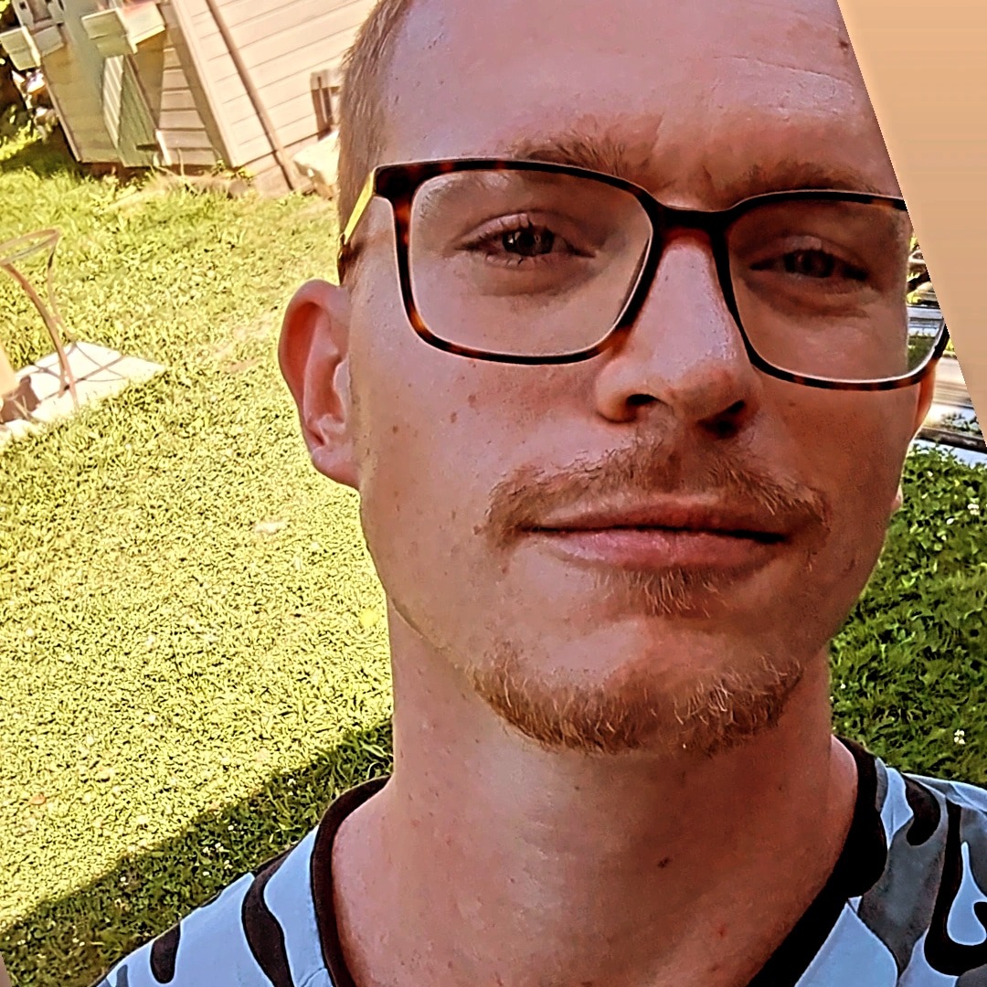 Profil de Oumar, 25 ans, Lieu gay à Sarreyer