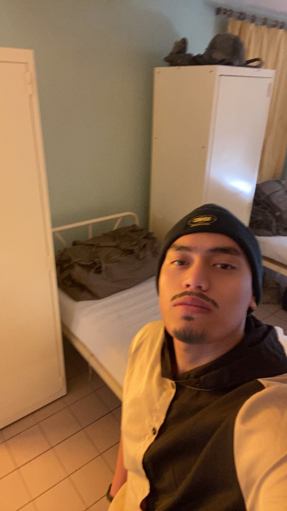 Profil de Oran, 22 ans, Lieu gay à Präz