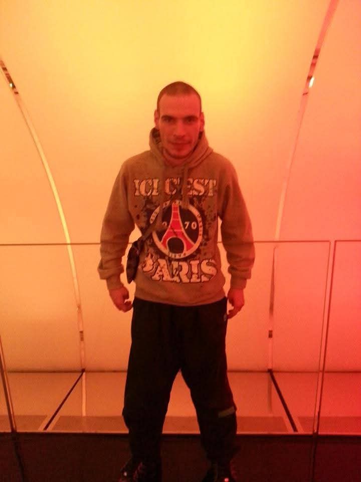 Profil de Athanael, 37 ans, Lieu gay à Begnins