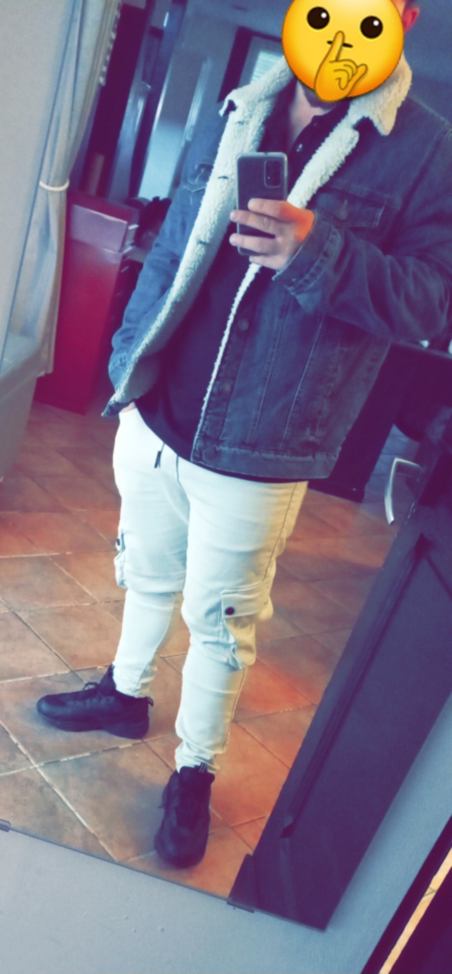 Profil de Abdelwahab, 24 ans, Lieu gay à Perroy