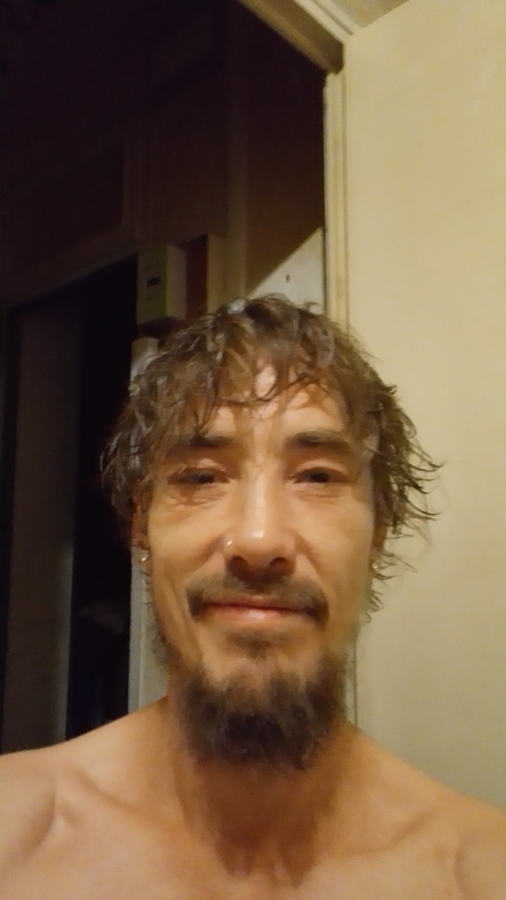 Profil de Suhayb, 42 ans, Lieu gay à Pomy
