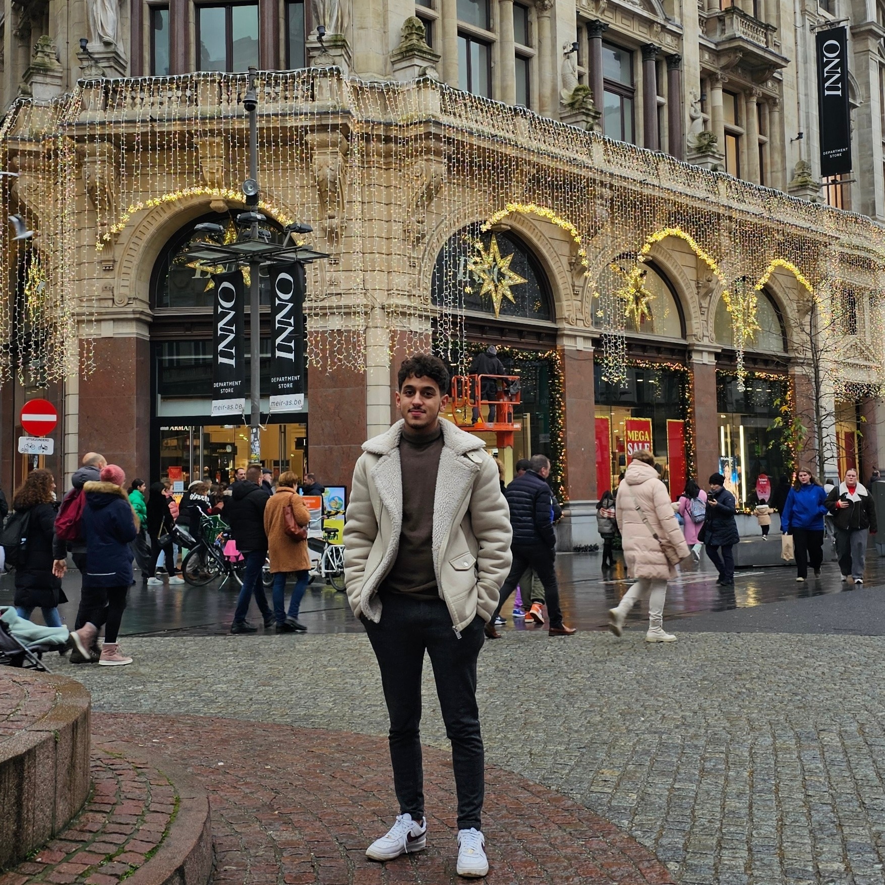 Profil de Genaro, 24 ans, Lieu gay à Loc