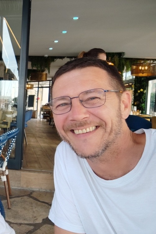 Profil de Djallal, 49 ans, Lieu gay à Frutigen