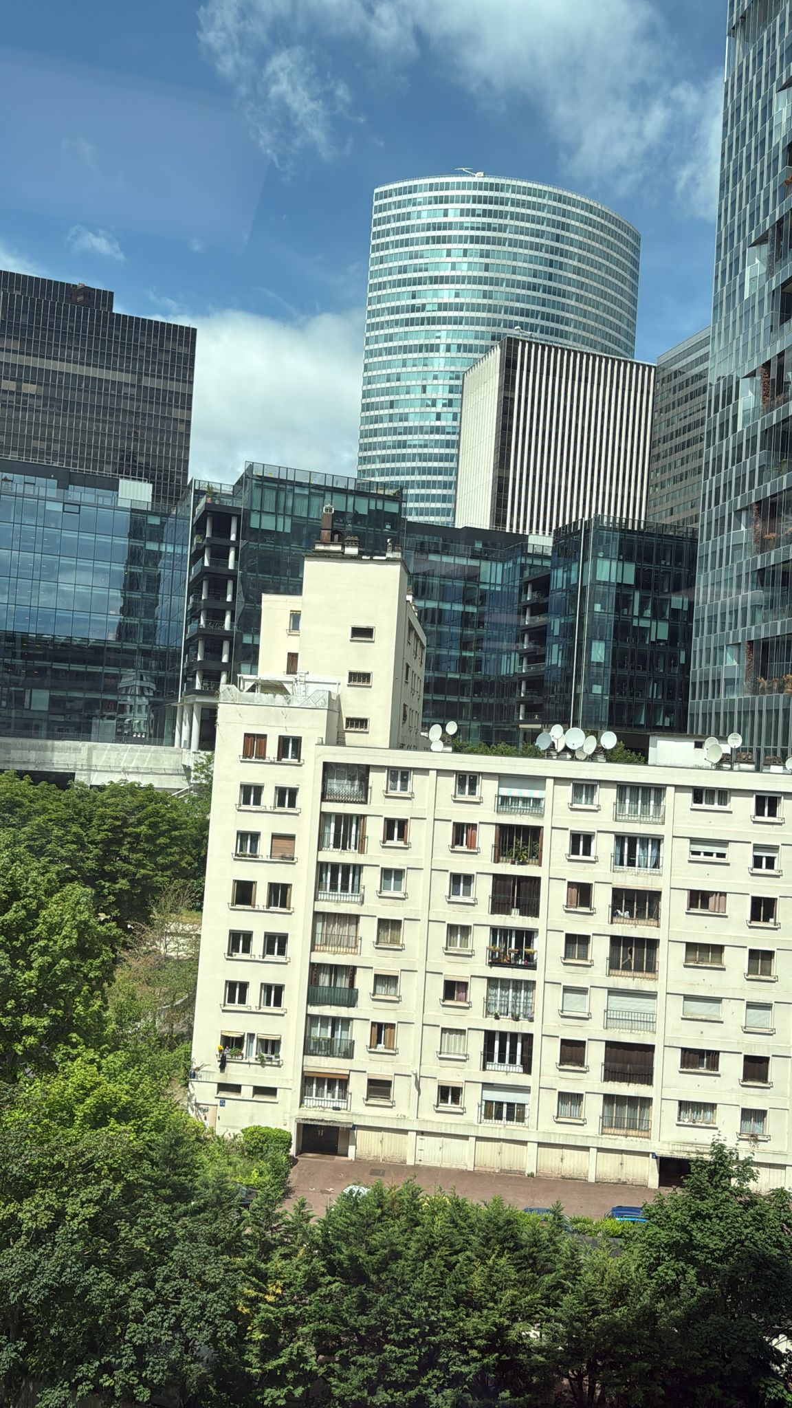 Profil de Achrafe, 27 ans, Lieu gay à Agarone