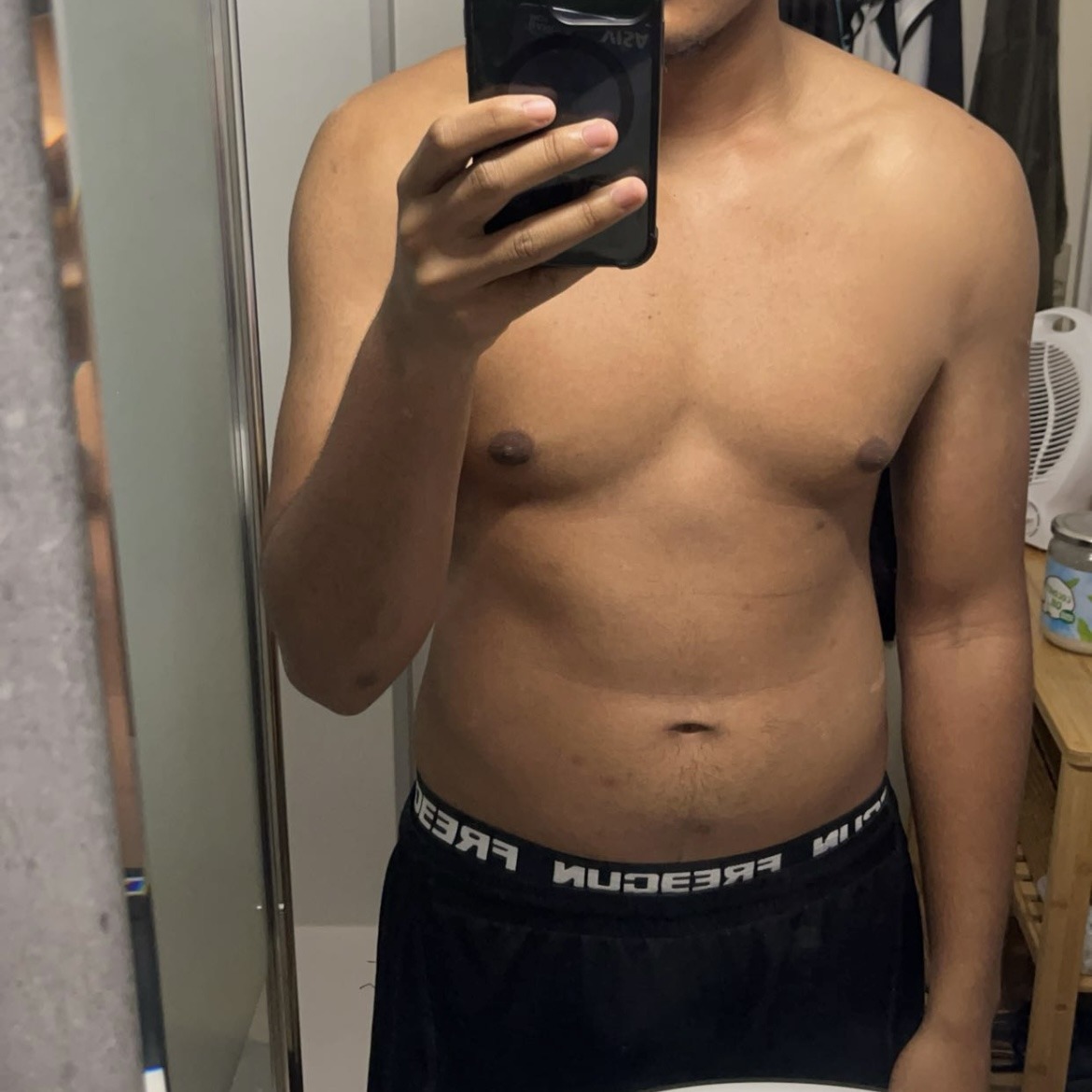 Profil de Guerlain, 19 ans, Lieu gay à Loc