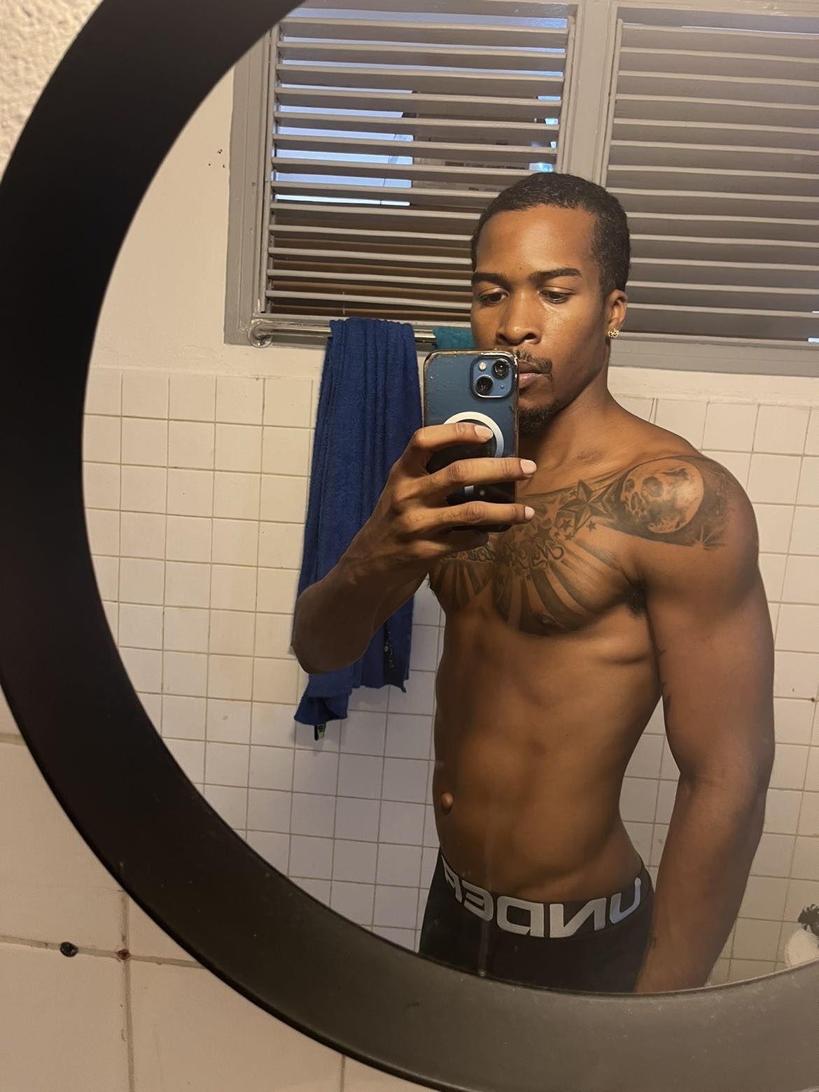 Profil de Jean-adrien, 30 ans, Lieu gay à Donat