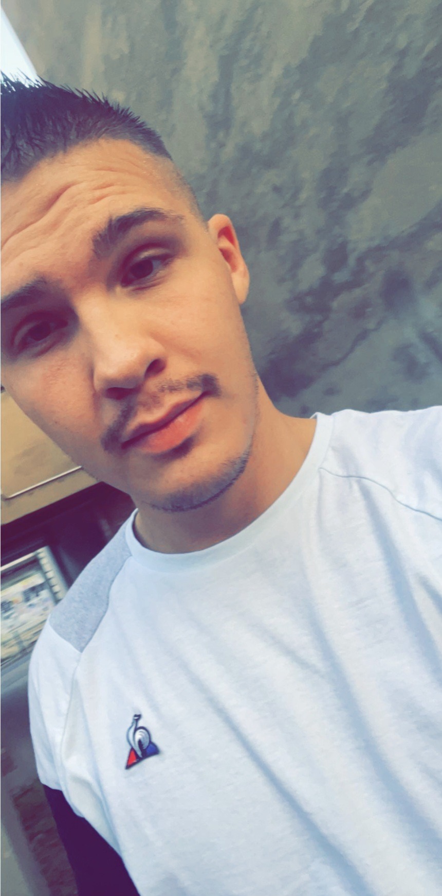Profil de Baptistin, 25 ans, Lieu gay à Lohn GR