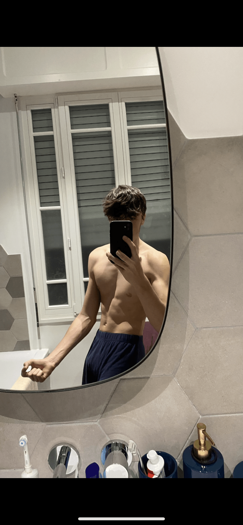 Profil de Saji, 19 ans, Lieu gay à Igis