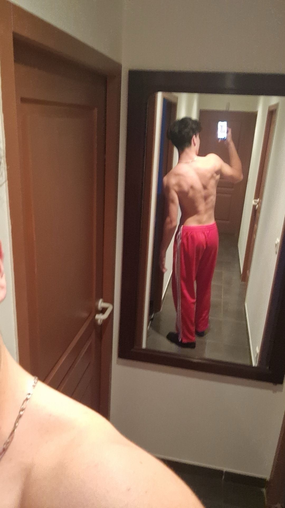 Profil de Dembo, 20 ans, Lieu gay à Stäfa